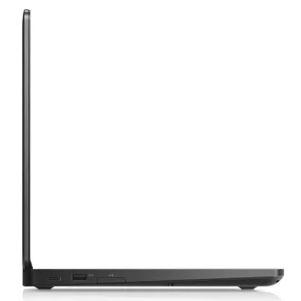 Dell Latitude 5495 üzleti laptop magyar nyelvű billentyűzettel és 14 colos Full HD kijelzővel