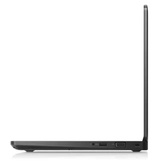 Dell Latitude 5495 üzleti laptop magyar nyelvű billentyűzettel és 14 colos Full HD kijelzővel